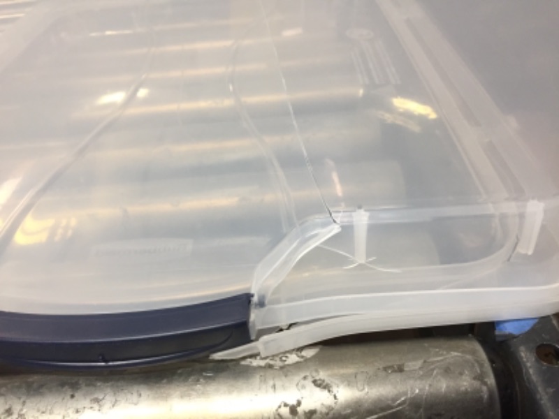 Photo 1 of Rubbermaid RMCC710000: Clever Store Basic Latch-Lid Container, 71 qt, plastic is cracked 