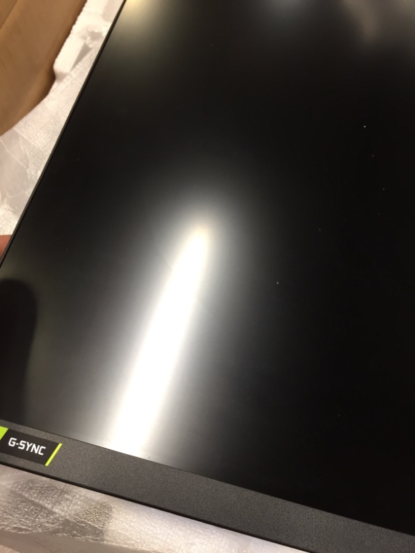 Photo 1 of LG 27GL83A-B 27 Inch Ultragear QHD IPS 1ms NVIDIA G-SYNC Compatible Gaming Monitor, Black
SCREEN IS CRACKED 