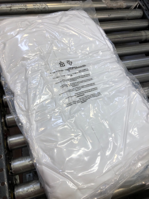 Photo 1 of Amazon Basics Down-Alternative Mattress Topper Pad with Microfiber Shell -  twin xl sealed bag 
