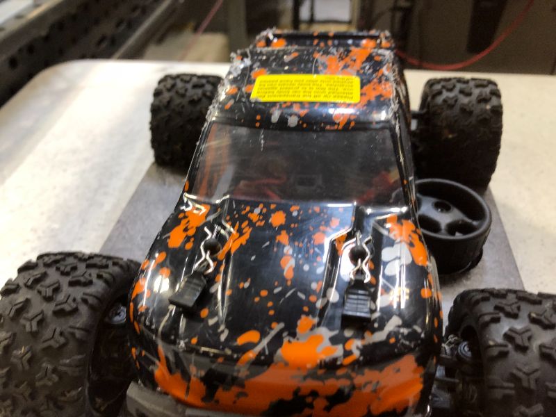 Photo 3 of 1:18 Scale RC Monster Truck 18859E 36km/h Speed 4X4 Off Road Remote Control Truck (ITEM IS DIRTY) (ITEM HAS SCRATCHES/PAINT IS OFF)