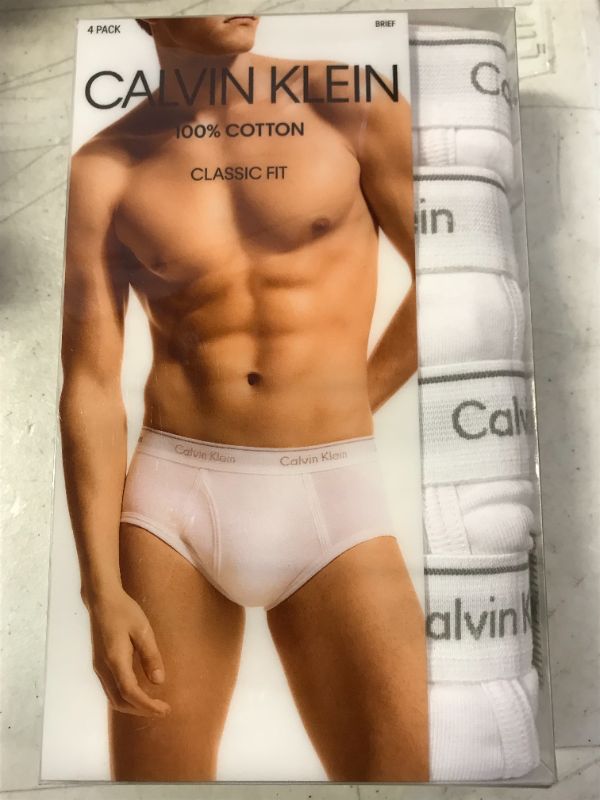 Photo 3 of Calvin Klein Men's Cotton Classics Multipack Briefs MEDIU M