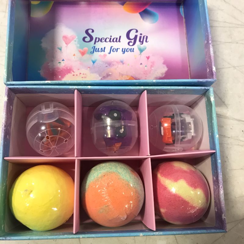 Photo 1 of BATH BOMB FOR KIDS 