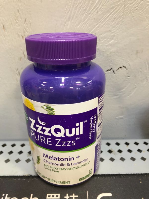 Photo 2 of ZzzQuil Pure Zzzs, Melatonin Sleep Aid Gummies with Lavender, Valerian Root and Chamomile, Natural Wildberry Vanilla Flavor, Non-Habit Forming, Drug-Free, 72 Gummies
72 Count (Pack of 1)