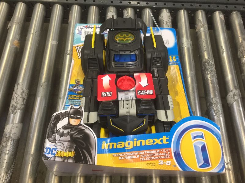 Photo 2 of Fisher-Price Imaginext DC Super Friends Transforming Batmobile R/c
