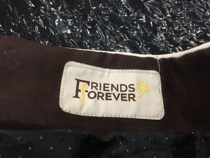 Photo 2 of pet pillow --fgriend forever brand 