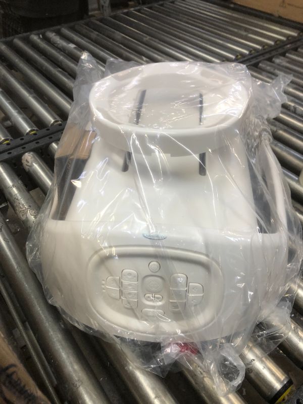 Photo 3 of Graco Sense2Soothe Baby Swing with Cry Detection Technology in Sailor - White