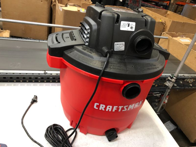 Photo 1 of craftsman 17595 16 gallon 6.5 peak hp wet/dry vac, heavyduty shop vacuum with attachments
