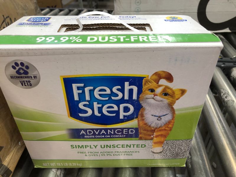 Photo 2 of Fresh Step Advanced Simply Unscented Clumping Clay Cat Litter, 18.5-lb box, 1 pack