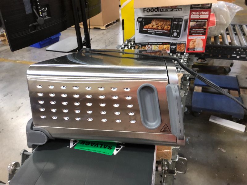 Photo 1 of Ninja Foodi 13-in-1 Dual Heat Air Fry Oven 1800-watts - SP301
