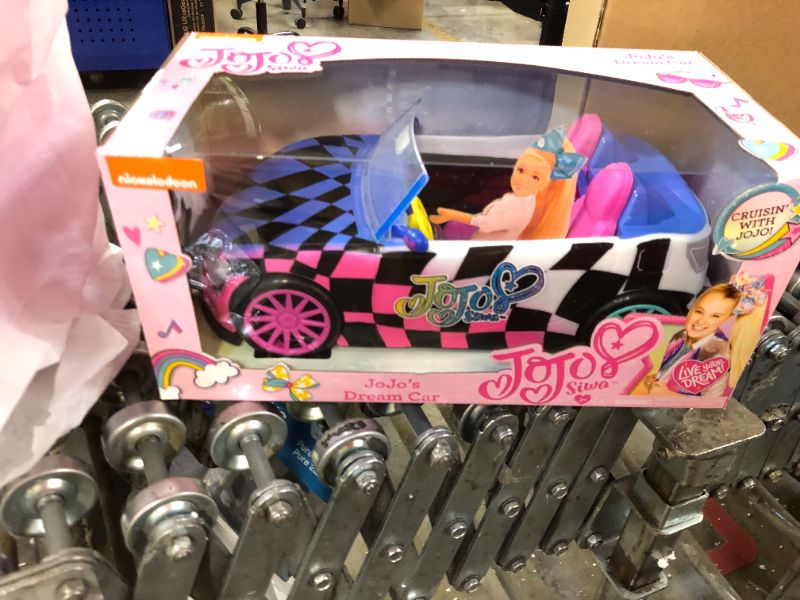 Photo 1 of JoJo Siwa JoJo's Dream Car
