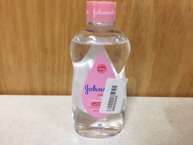 Photo 2 of Johnson's Baby Oil