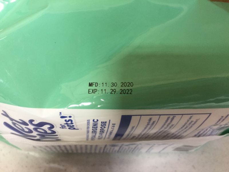 Photo 1 of Wet Ones Hypoallergenic Multi-Purpose Dog Wipes, 100 count  exp date 11-2022