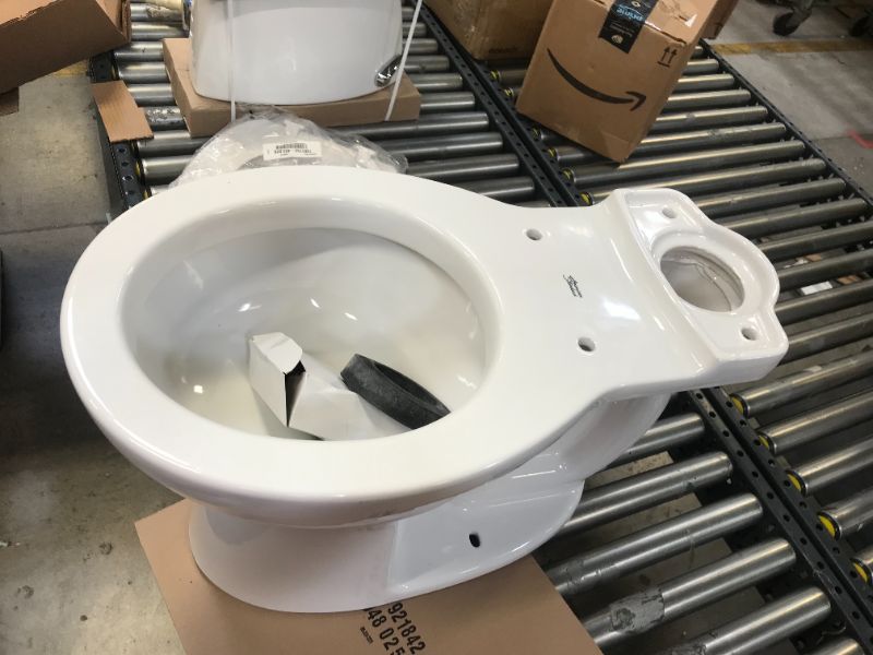 Photo 2 of American Standard Mainstream White Round Chair Height 2-Piece WaterSense Toilet 12-in Rough-In Size (ADA Compliant)