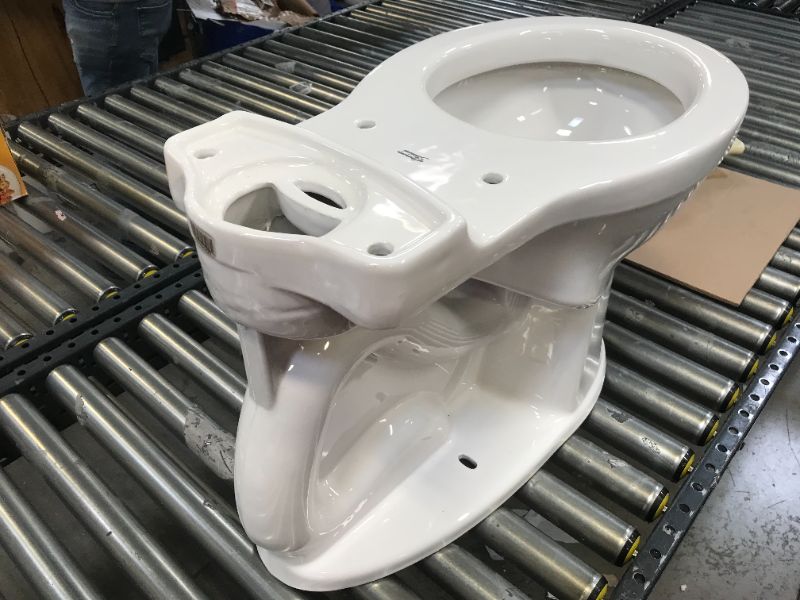 Photo 1 of Champion 4 Max Tall Height 2-piece 1.28 GPF Single Flush Round Front Toilet in White with Slow Close Seat
American standard