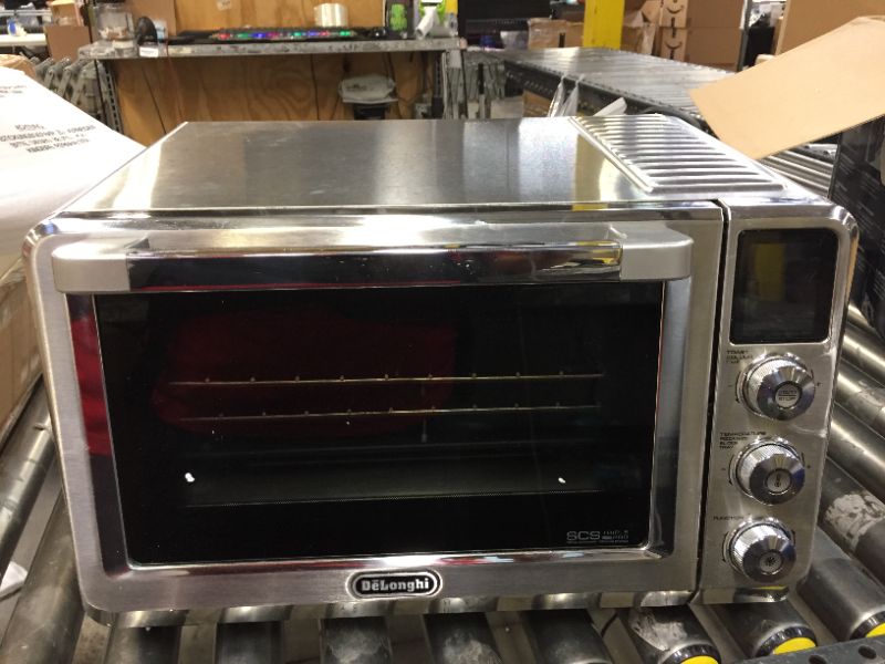 Photo 3 of De'Longhi DeLonghi EO241250M Livenza Digital Stainless Steel Countertop Oven, 24L
