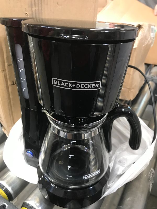 Photo 2 of Black+Decker CM0755BZ 4-in-1 5-Cup Station Coffeemaker
