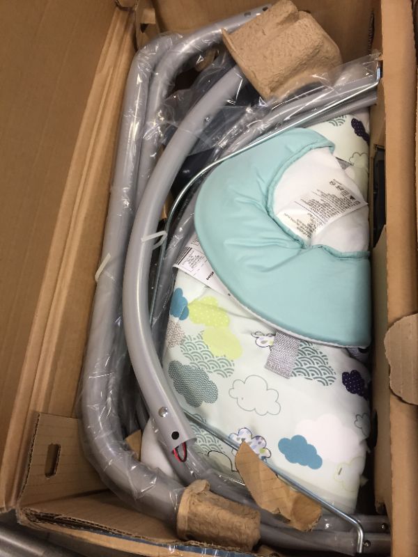 Photo 3 of Graco Simple Sway Stratus Baby Swing