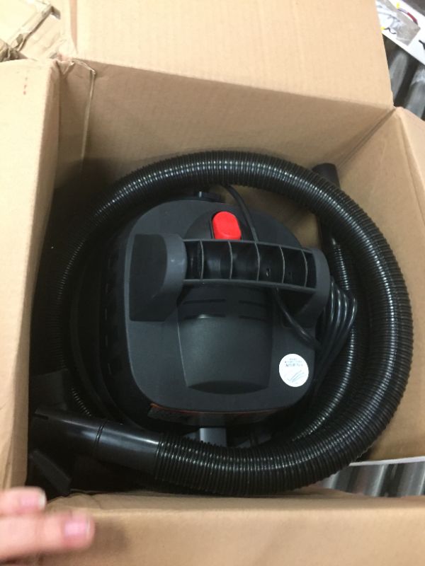 Photo 2 of Craftsman 2.5 gal. Corded Wet/Dry Vacuum 3 amps 120 volt 1.75 hp