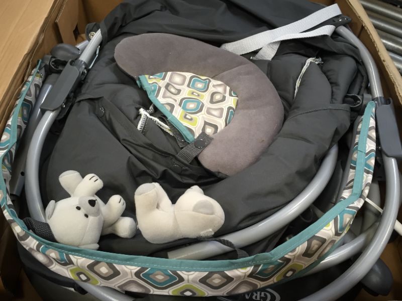 Photo 1 of Graco Baby 1925885 Glider LX Affinia Style Gliding Swing Bassinet