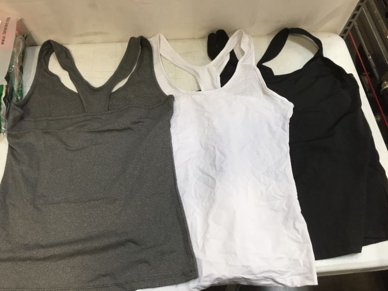 Photo 1 of 3 pack Womens MEDIUM Active wear tops, sport, Assorted colors, SOLD AS IS