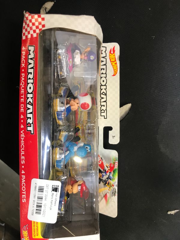 Photo 1 of Hot Wheels Mario Kart Diecast 4 Car Pack
