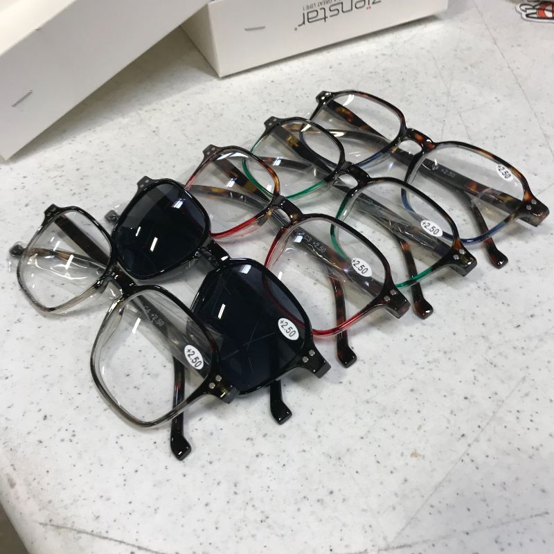 Photo 2 of +2.50 reading glasses 5 pack