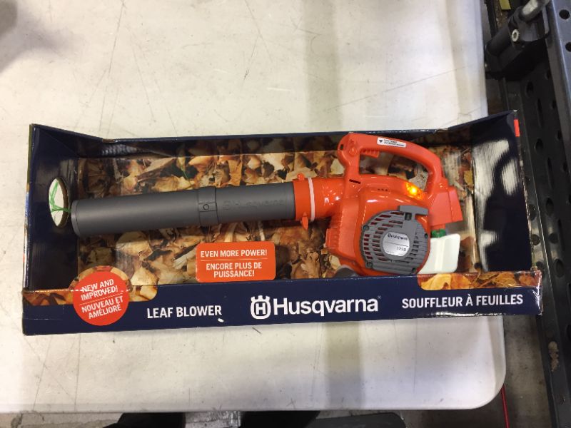 Photo 2 of Husqvarna 589746401 Leaf Toy Plastic Blower, Grey/Orange
