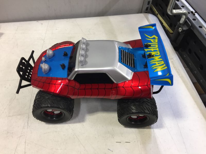 Photo 2 of Jada Toys Marvel Spider-Man Buggy Remote Control Vehicle 1:14 Scale - Glossy Red
