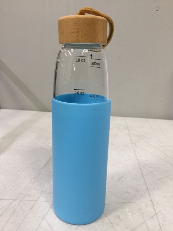 Photo 1 of 18oz glass water bottle 
