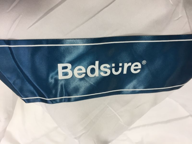Photo 1 of Bedsure Twin Comforter Duvet Insert - Down Alternative White Twin Size Comforter, Quilted All Season Twin Duvet with Corner Tabs
