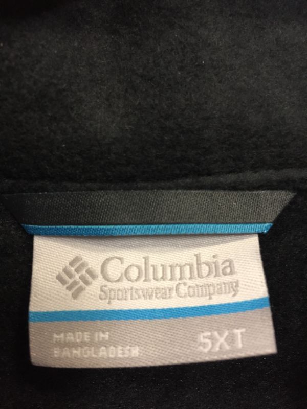 Photo 2 of mens pull over half way zipper Columba brand sweater color grey and dark grey size 5xt