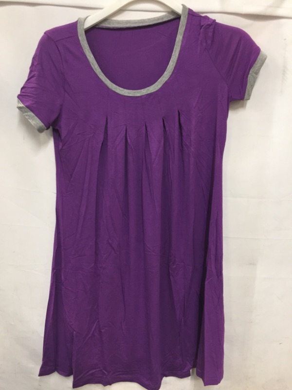 Photo 1 of WOMEN'S NIGHTGOWN SIZE SMALL