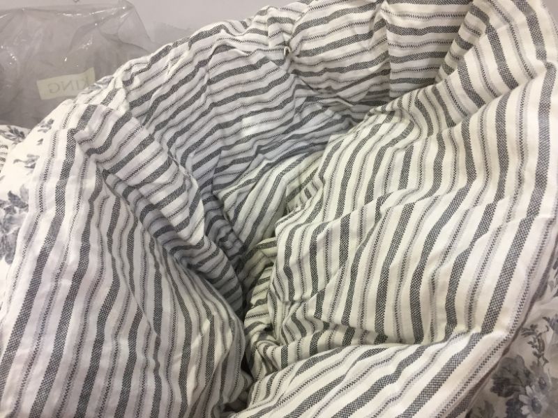 Photo 3 of  Comforter Set-All Season Bedding  7pieces