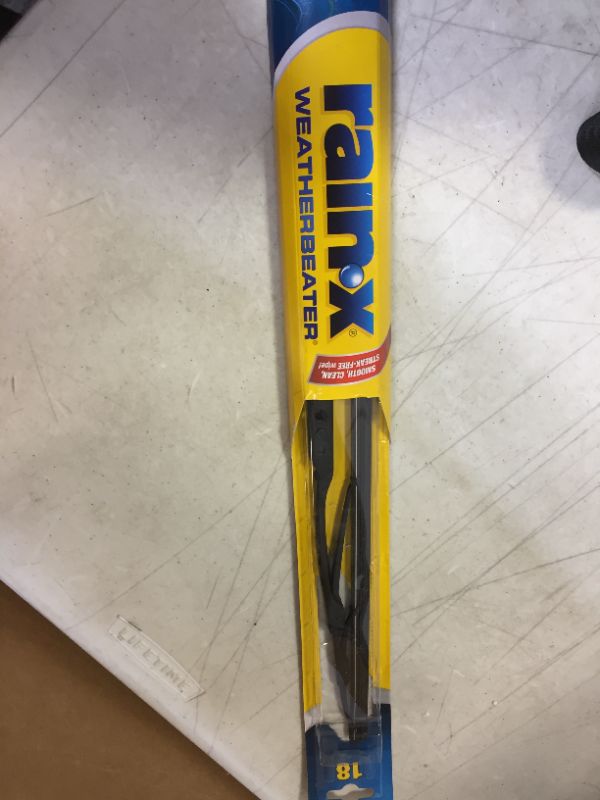 Photo 2 of 18 in. Weatherbeater Wiper Blade -- unknow brand or model 