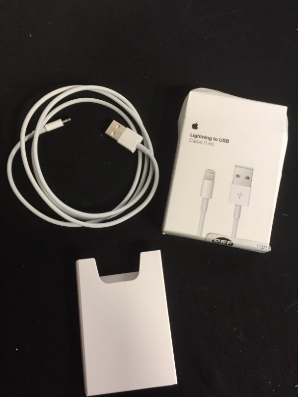 Photo 2 of Apple Lightning to USB Cable (1m) - (Latest Model)
UPC 190199534827