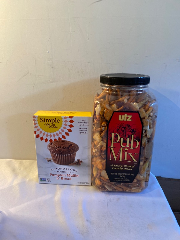 Photo 3 of 2PC LOT
Utz Pub Mix - 44 Ounce Barrel - Savory Snack Mix, Blend of Crunchy Flavors for a Tasty Party Snack - Resealable Container - Cholesterol Free and Trans-Fat Free, EXP 01/02/2022

Simple Mills Almond Flour Baking Pumpkin Bread Mix, Gluten Free, Muffi