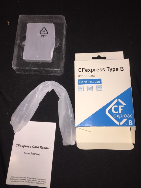 Photo 2 of CFexpress Card Reader, Rocketek USB 3.1 Gen 2 10Gbps CFexpress Reader, Portable Aluminum CFexpress Memory Card Adapter Thunderbolt 3 Port Connection Support Android/Windows/Mac OS
