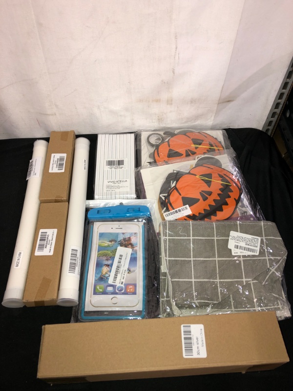Photo 1 of 10 PC LOT
MISC ITEMS, SOLD AS IS 