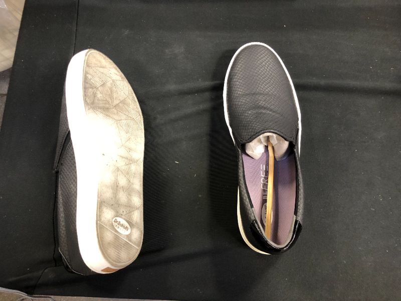 Photo 2 of Dr. Scholl's Women's Nova Slip-ons Women's Shoes-Size: 8.5M-(ITEM IS DIRTY)