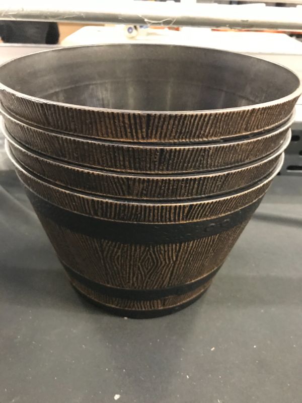 Photo 1 of 4 potting pots 
