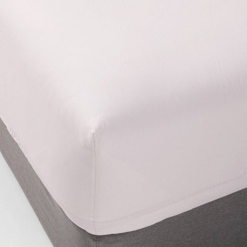 Photo 1 of 300 Thread Count Ultra Soft Fitted Sheet - Threshold™
