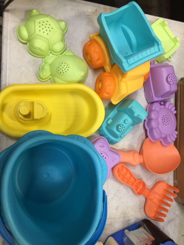 Photo 1 of Binyu Toys Beach Toys 12 PCS