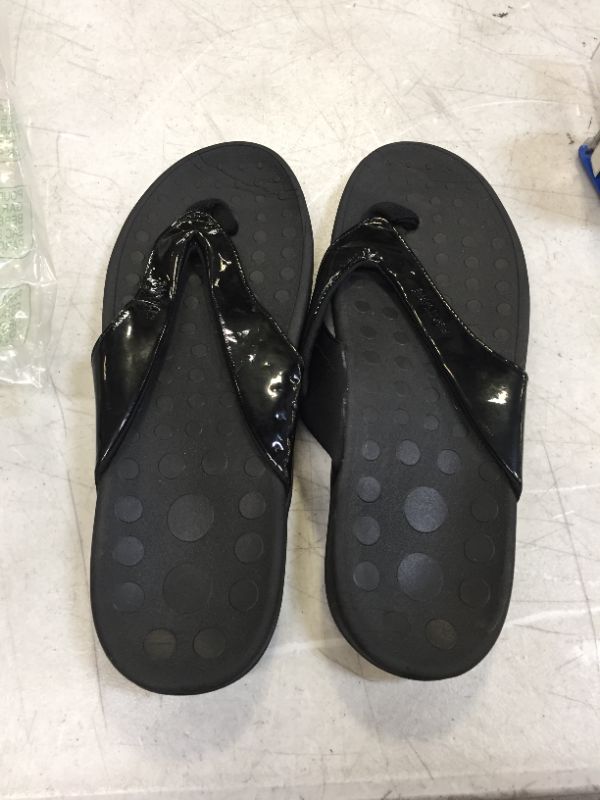 Photo 1 of Generic Black Flip Flops size 8.5