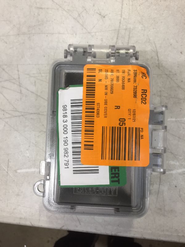 Photo 2 of 1-Gang Extra Duty Non-Metallic Low Profile While-In-Use Weatherproof Horizontal/Vertical Receptacle Cover and GFCI, Gray
