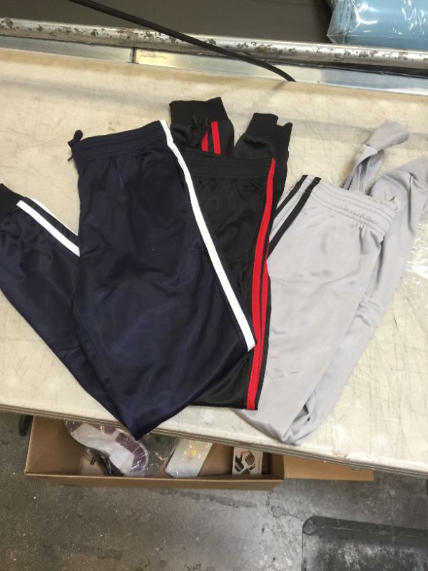 Photo 2 of 3  pack kids sweats 
kids small