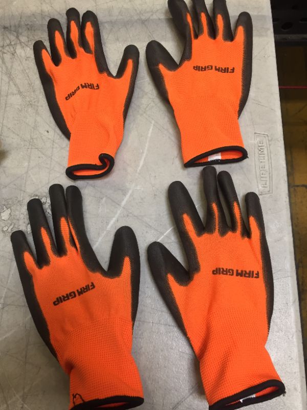 Photo 1 of 2 pair of gloves size L