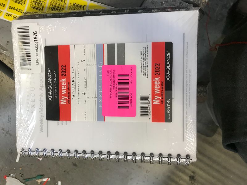 Photo 3 of 2022 Weekly Planner Refill by AT-A-GLANCE, 93010 Day-Timer, 8-1/2" x 11", Size 5, Folio Size, Loose-Leaf (491-285) 3 pack
