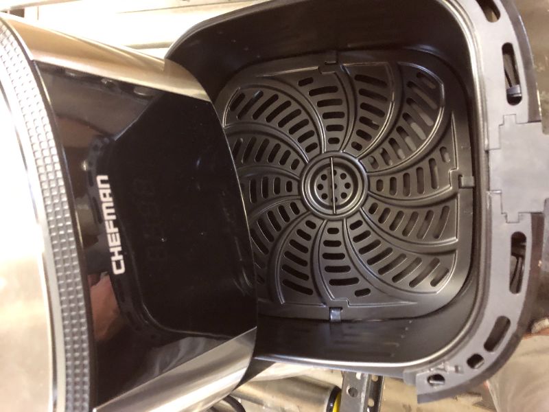 Photo 3 of 8qt Digital Air Fryer