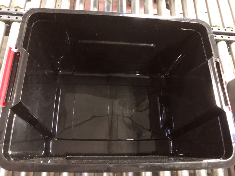 Photo 3 of 6 pack of plastic bins with lids