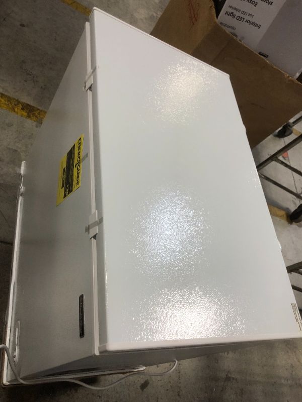 Photo 8 of 7.0 cu. ft. Chest Freezer in White
